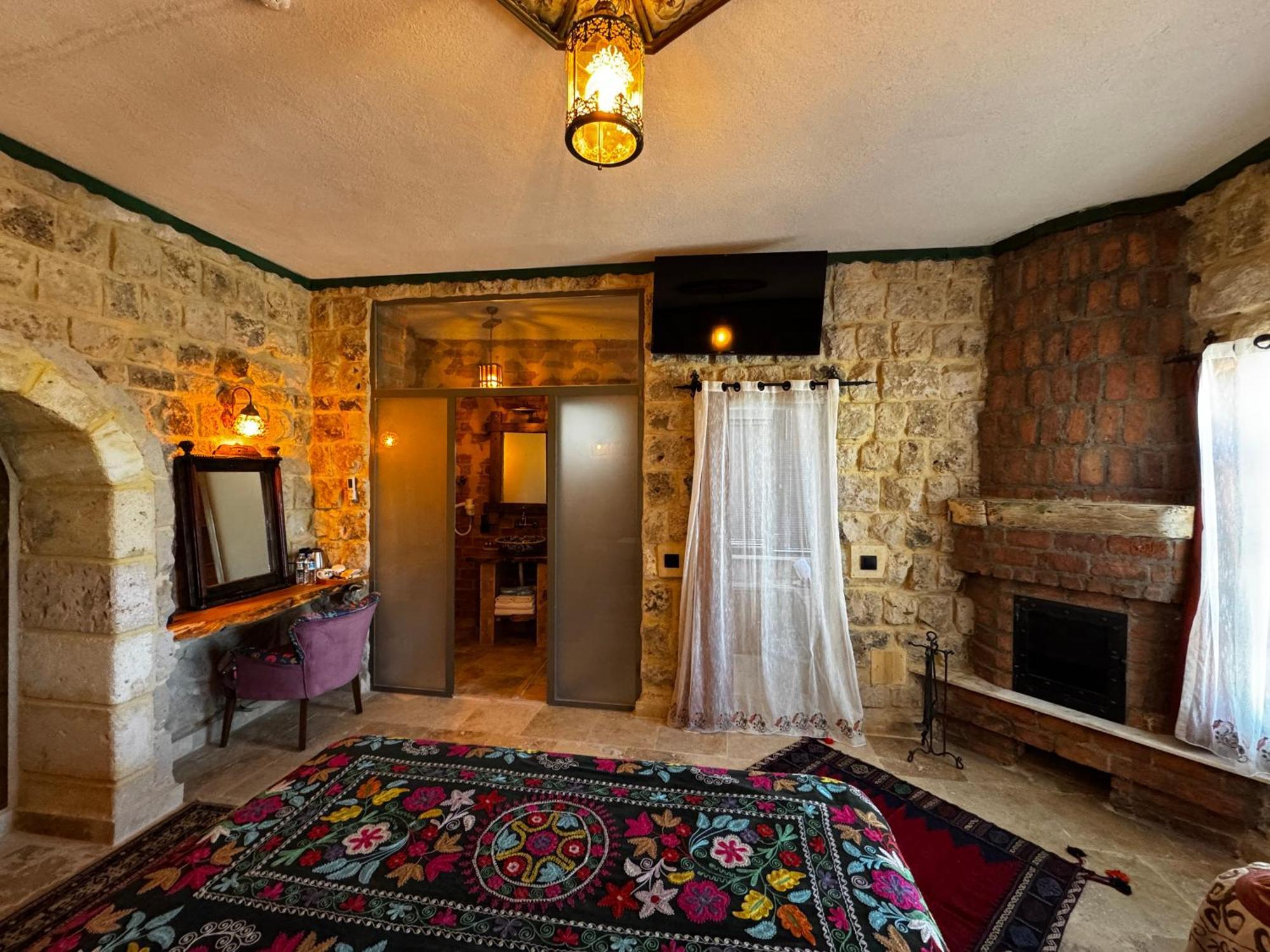Canela Cave Hotel - Cappadocia Çavuşin Kültér fotó