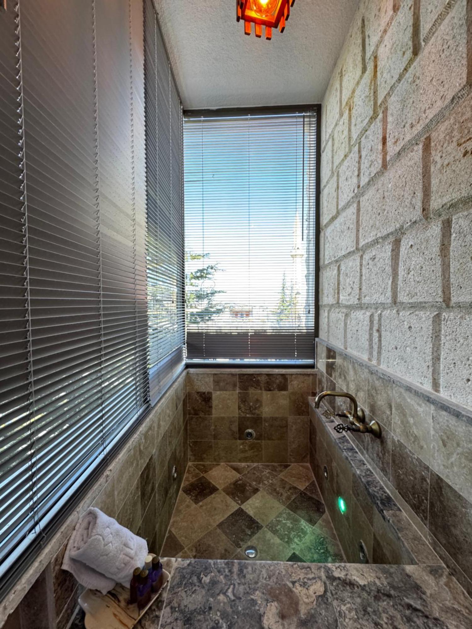 Canela Cave Hotel - Cappadocia Çavuşin Kültér fotó